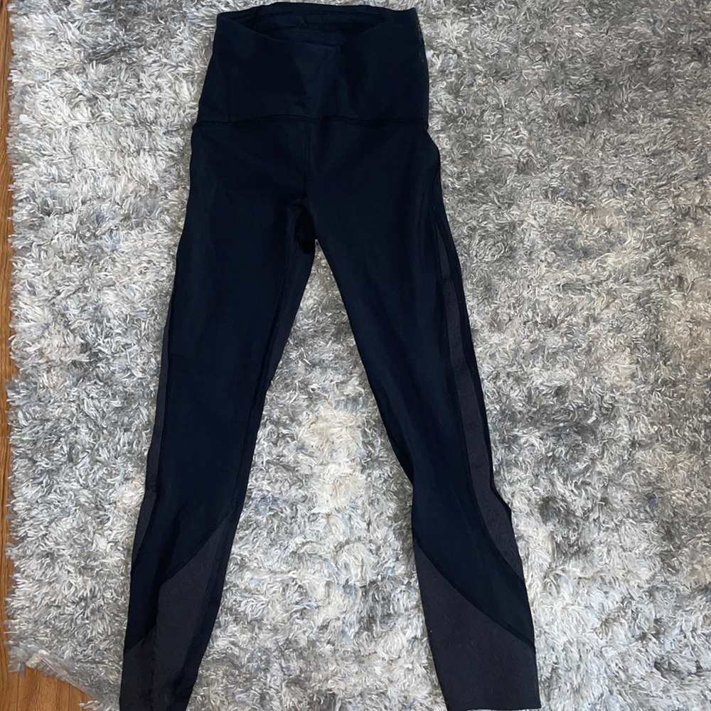Lululemon Black Cropped Legging